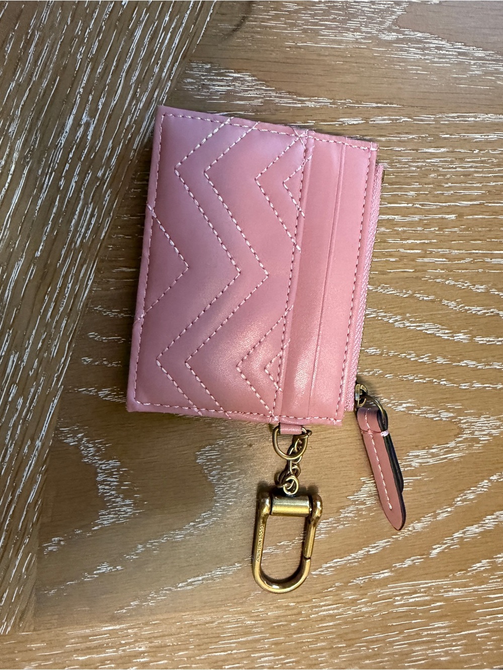 Gucci Pink Quilted Card Holder with Gold Keychain - Picture 2 of 2